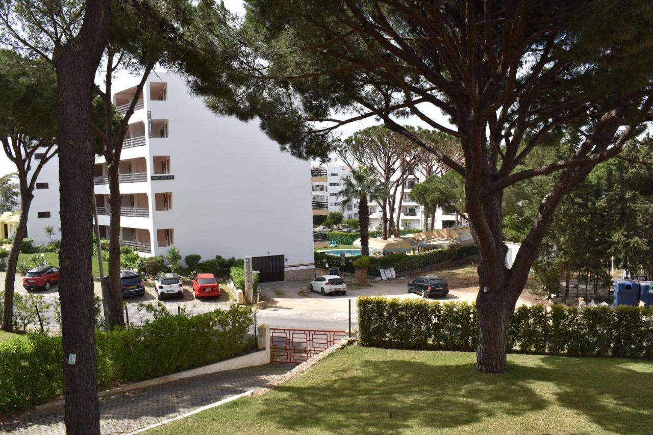 Apartamento Caroni Vilamoura Exterior photo
